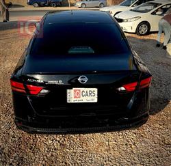 نيسان ألتيما